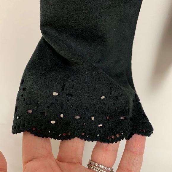 LIZCLAIBORNE Velour Button Up Dress Shirt w/Detail - Picture 2 of 5